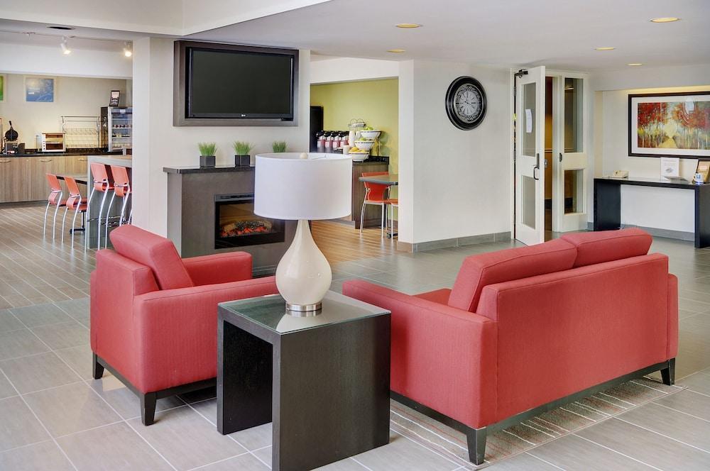 Comfort Inn Kirkland Lake Экстерьер фото