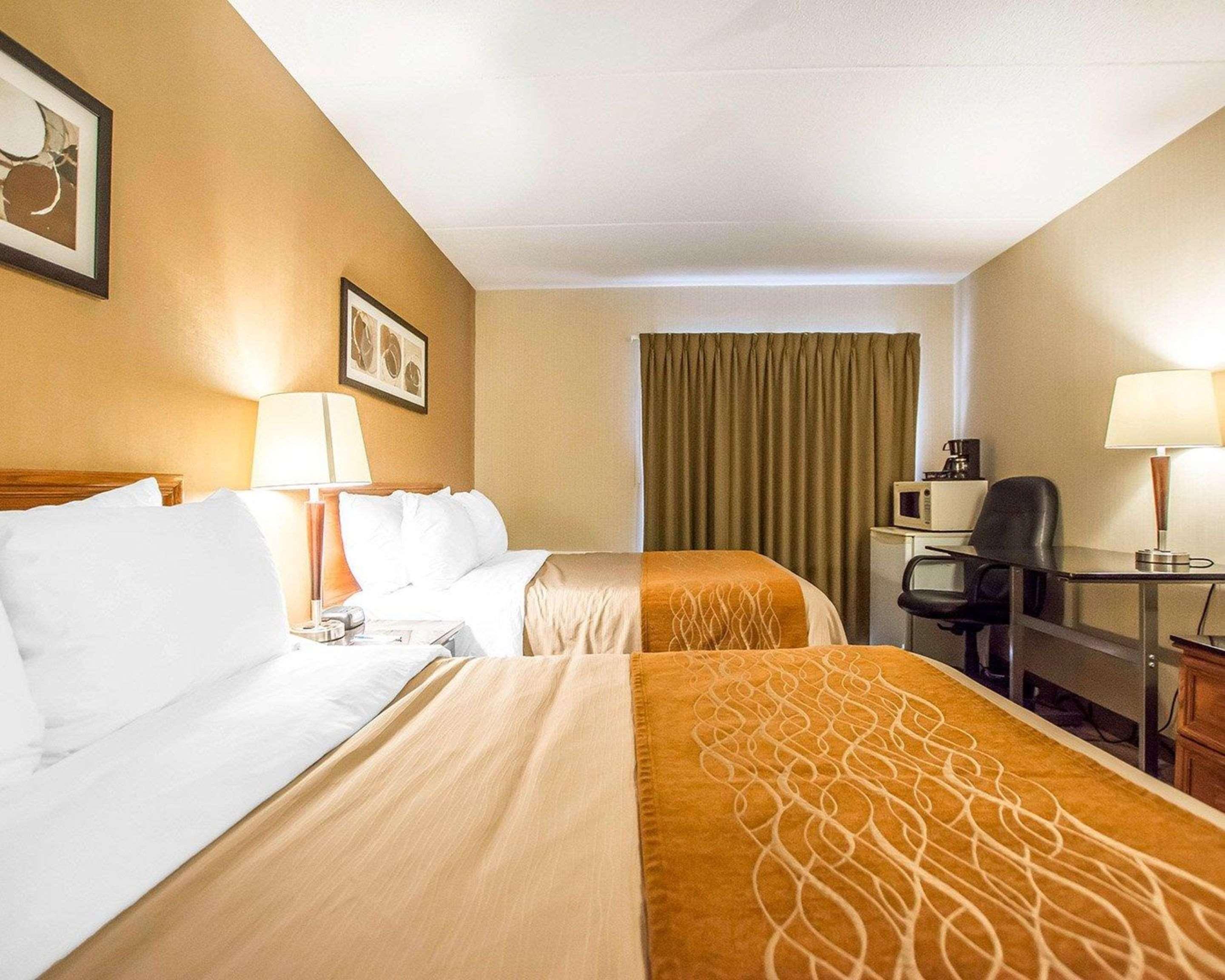 Comfort Inn Kirkland Lake Экстерьер фото