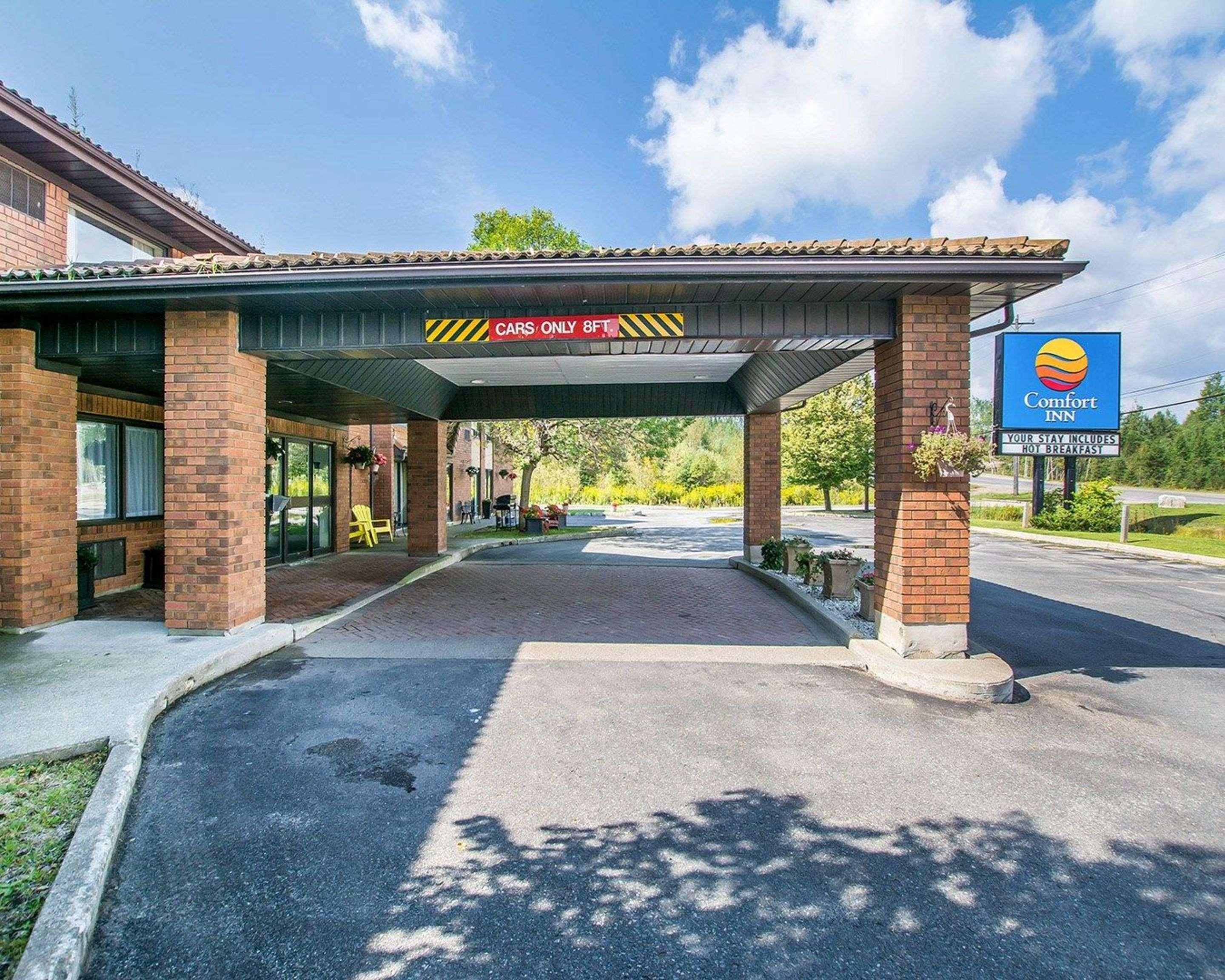 Comfort Inn Kirkland Lake Экстерьер фото