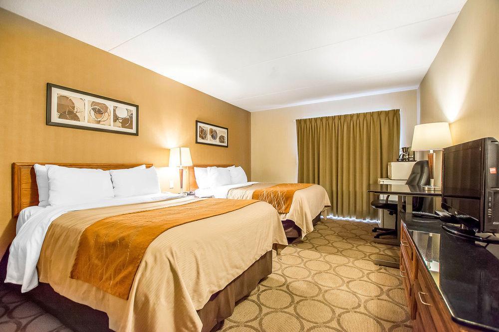 Comfort Inn Kirkland Lake Экстерьер фото