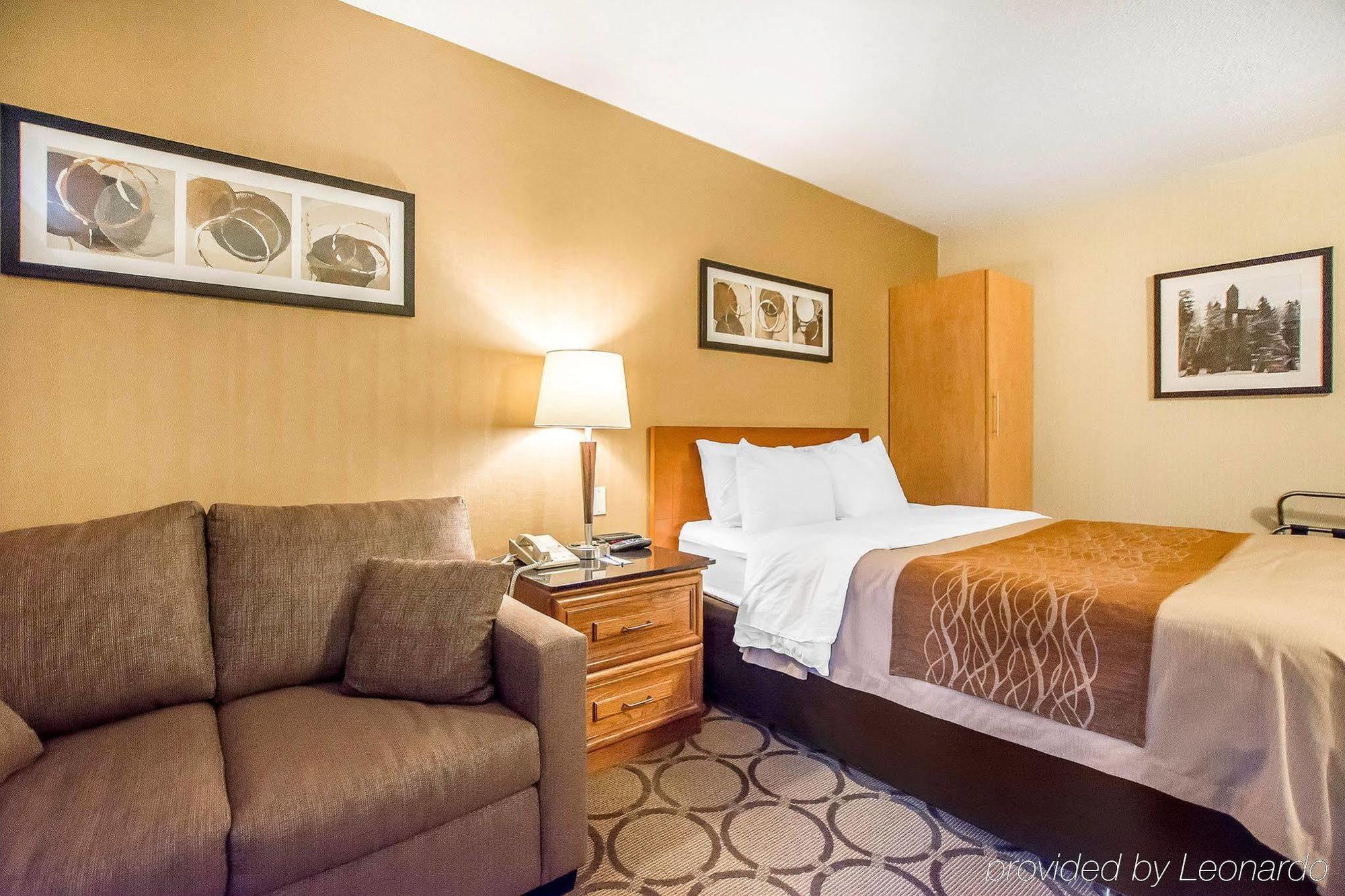 Comfort Inn Kirkland Lake Экстерьер фото