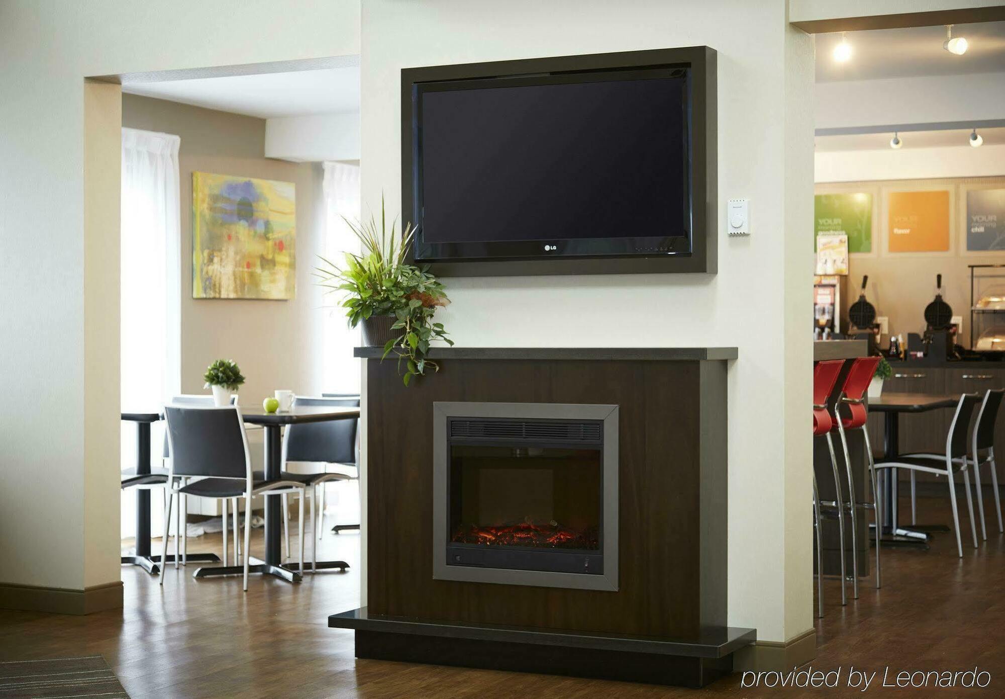 Comfort Inn Kirkland Lake Экстерьер фото