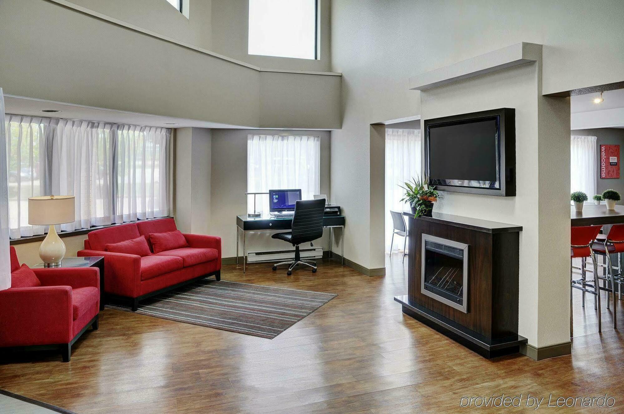 Comfort Inn Kirkland Lake Экстерьер фото
